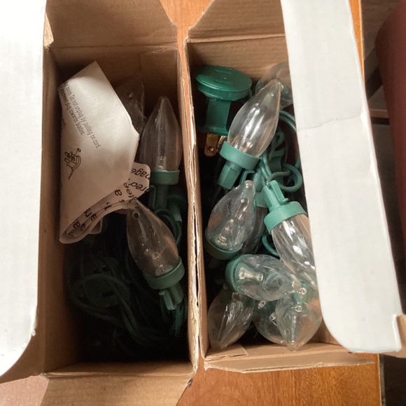 Holiday Time 25 Super Bright Warm White LED C7 Lights New Green Wire - Picture 5 of 5